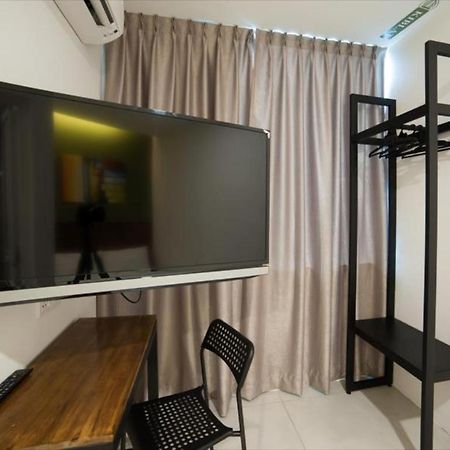 Econtel Queensbay Sungai Dua Bukit Eksteriør billede