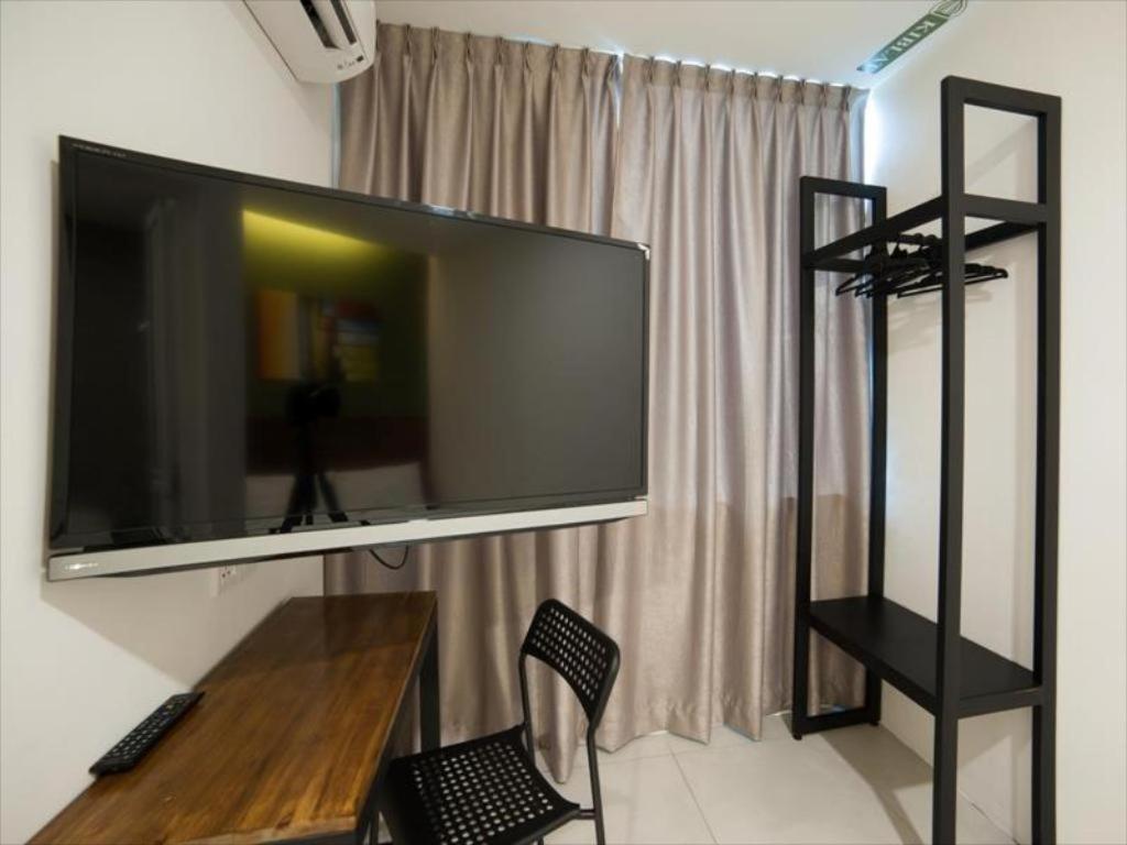 Econtel Queensbay Sungai Dua Bukit Eksteriør billede